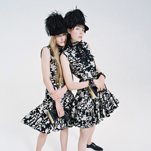 Οικογενειακή υπόθεση η νέα καμπάνια του οίκου Lanvin